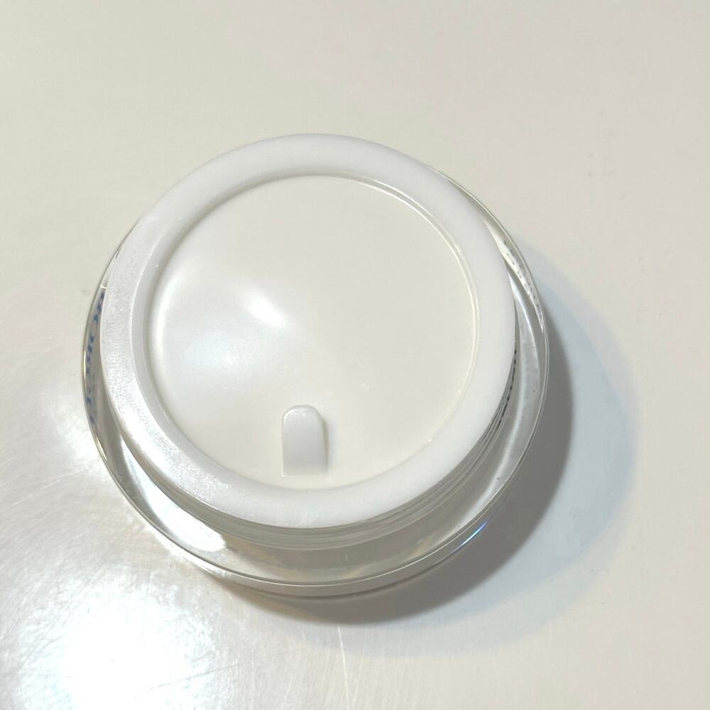 Borghese Occhi Ristorative Anti-Aging Eye Cream 0.5 Oz (New) - Picture 5 of 7